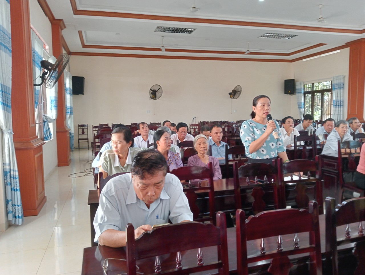 Ủy ban nhân dân thị trấn Phước An tổ chức Hội Nghị tham gia ý kiến xây dựng dự thảo nghị quyết thay thế Nghị quyết số 16/2021/NQ – HĐND, của UBND tỉnh